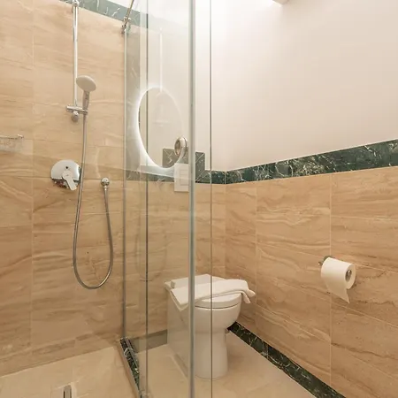 Lägenhet Molo Angioino