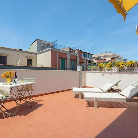 Lägenhet Molo Angioino Neapel